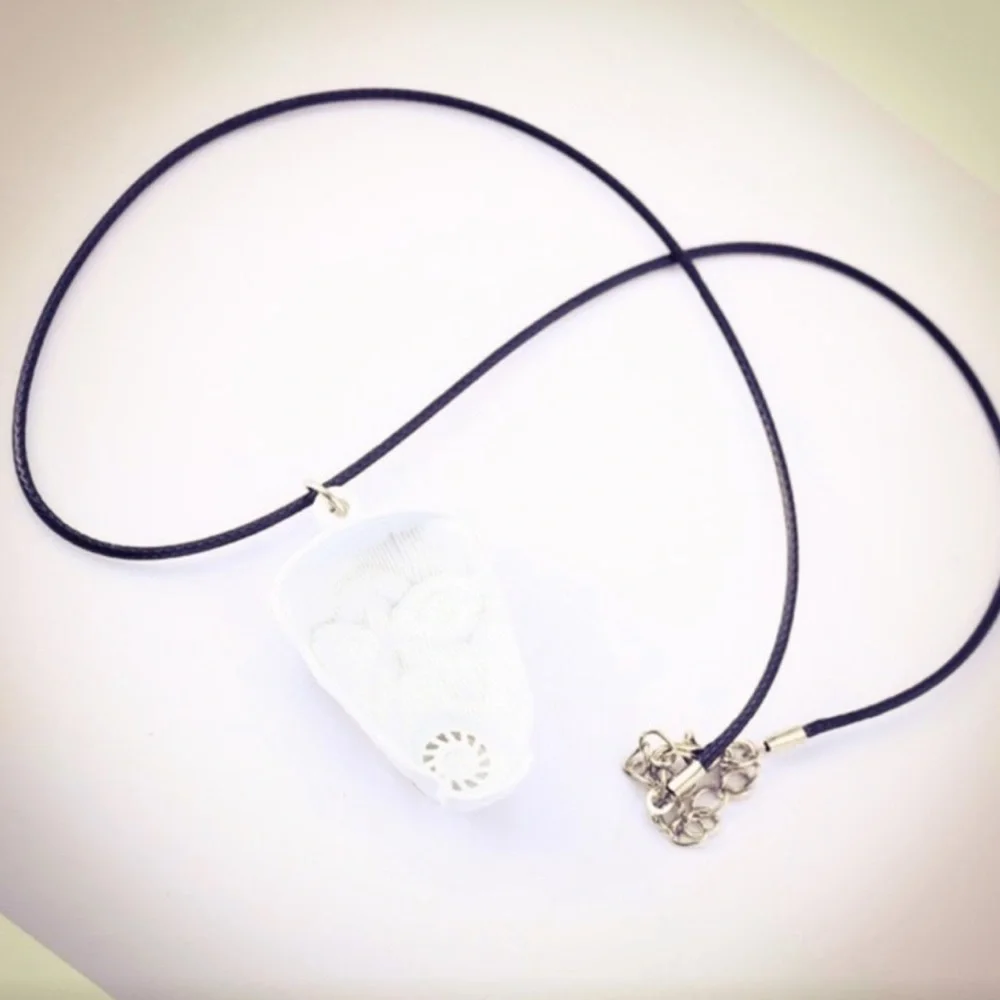 New Boarderlands 2 Mordecai Mask Stainless Steel Pendant Leather Necklace